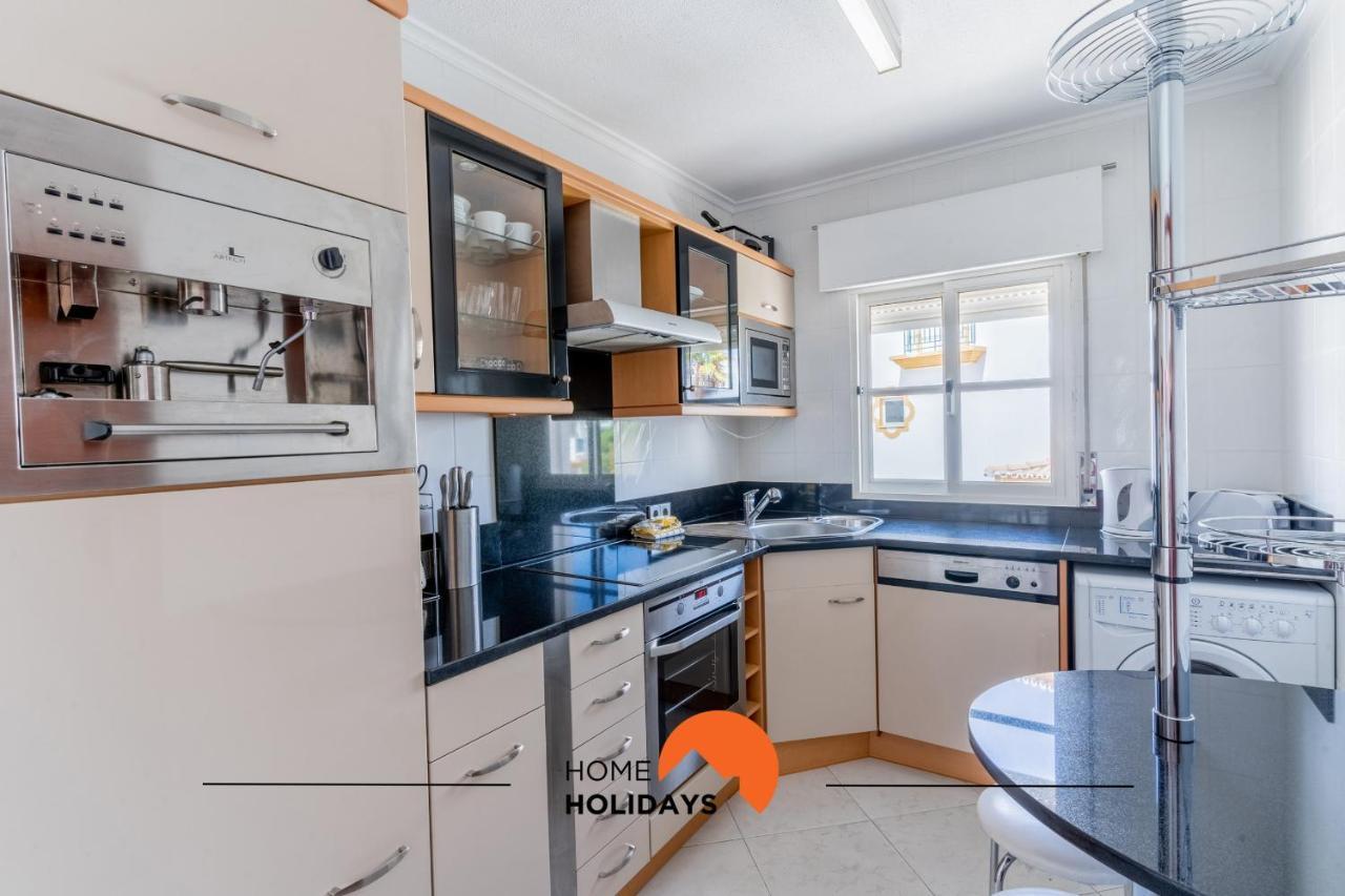Apartment #075 Flat Near Strip Albufeira&5m